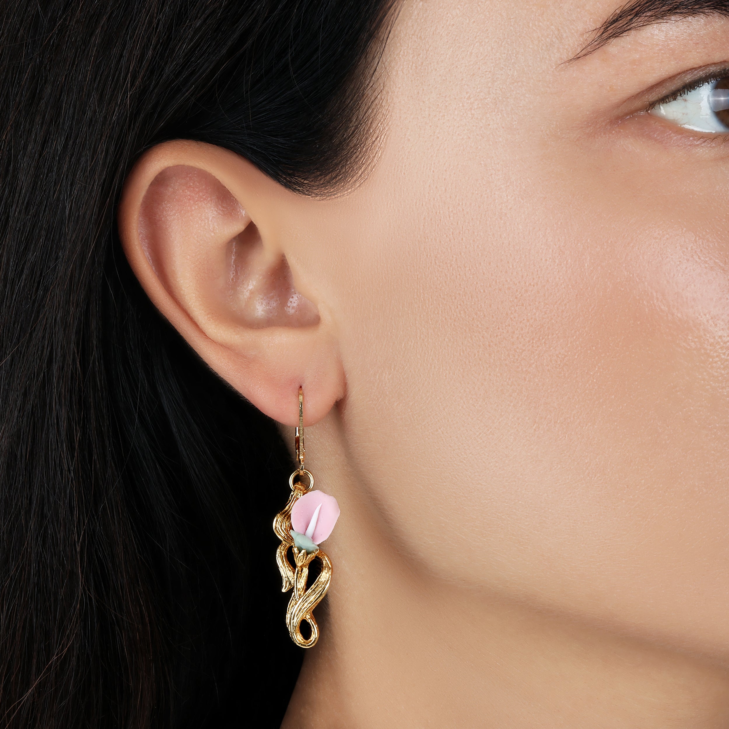 1928 Jewelry Pink Porcelain Rosebud Drop Earrings