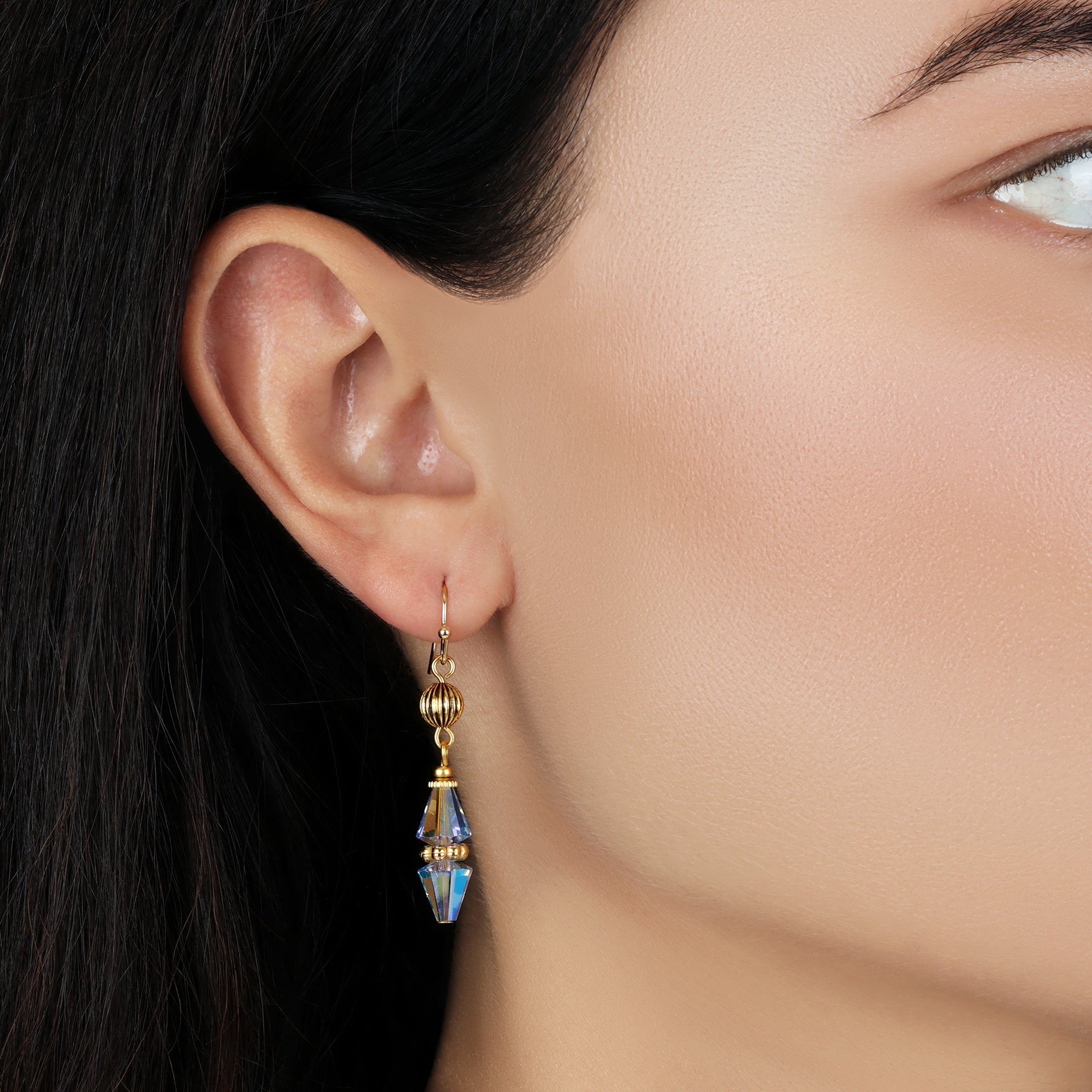 1928 Jewelry Glass Teardrop Crystal Beaded Dangling Earrings